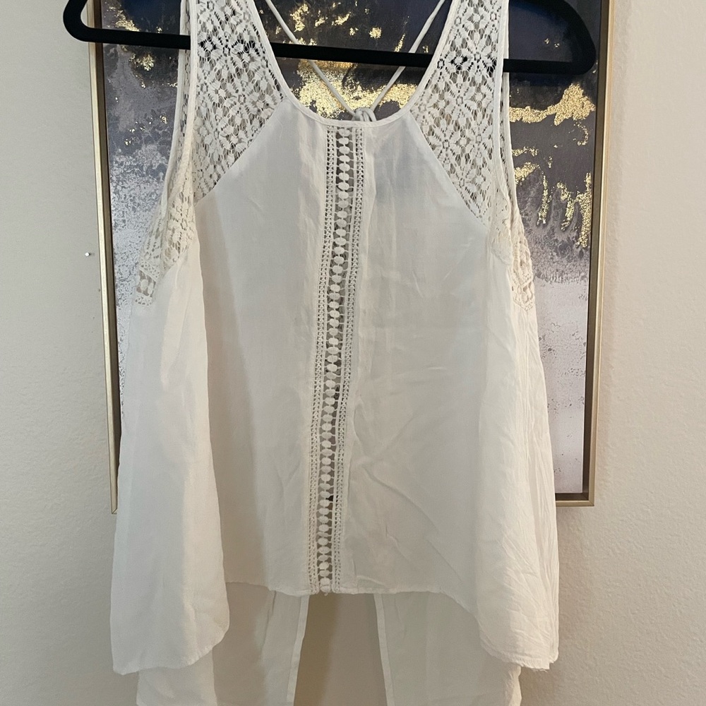 Lulu's White crochet Top with back slit